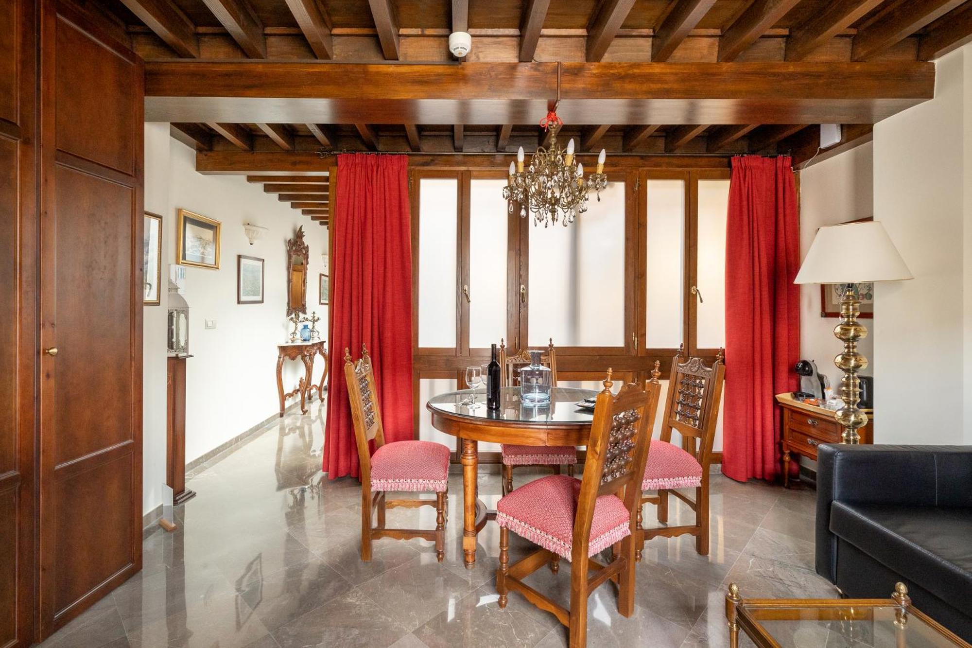 Apartamentos En Pleno Centro, Aljibe Rodrigo Del Campo 1A Granada Bagian luar foto
