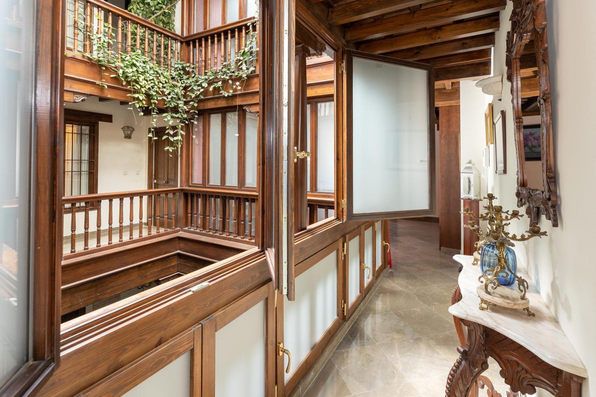 Apartamentos En Pleno Centro, Aljibe Rodrigo Del Campo 1A Granada Bagian luar foto