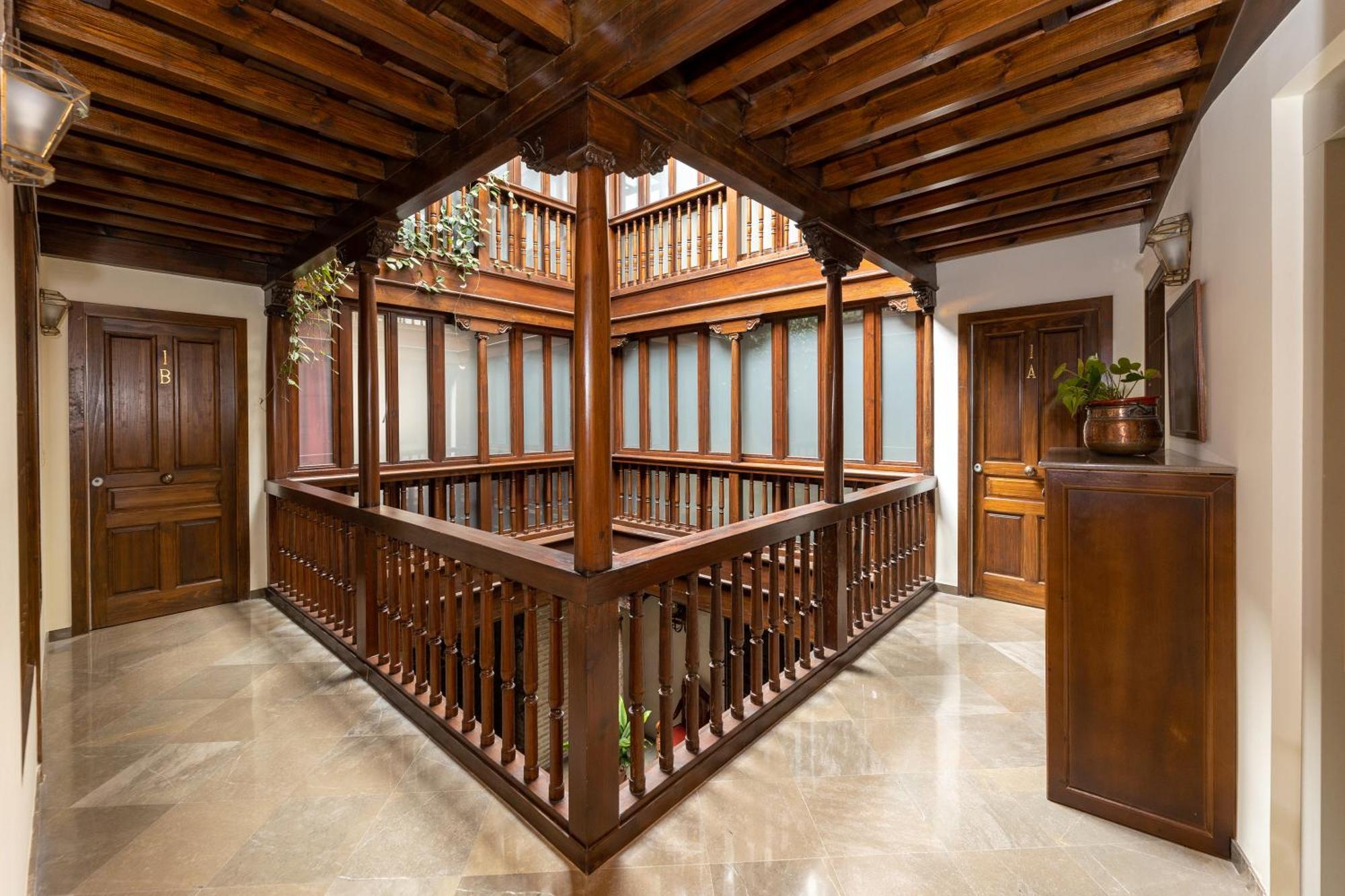 Apartamentos En Pleno Centro, Aljibe Rodrigo Del Campo 1A Granada Bagian luar foto